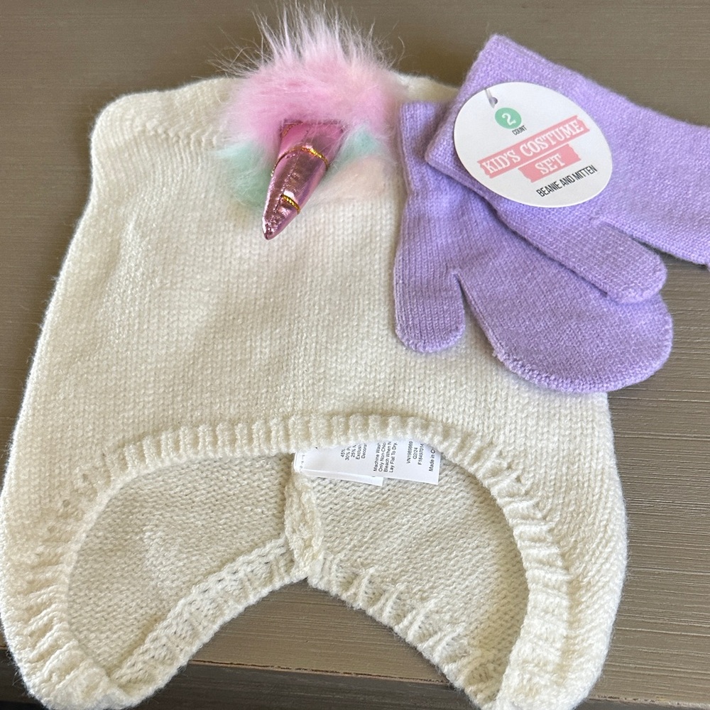 Cat & Jack Unicorn Knit Hat and Glove Set - Cream and Lavender